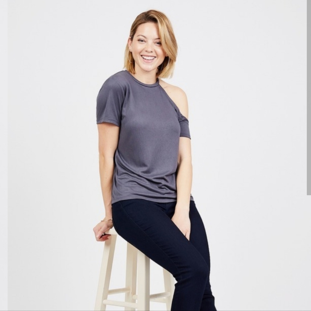 818 Cut Out Gray Shirt - Picture 2 of 11